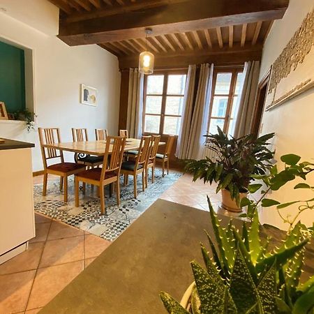 Vaste Appartement Centre Historique De 多勒 外观 照片
